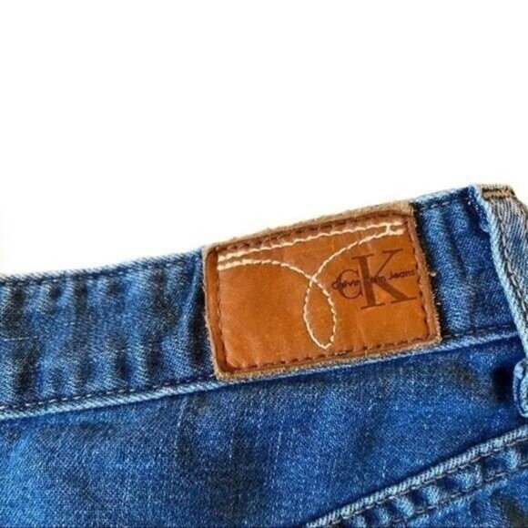 Calvin Klein Mini Skirt Size 2 - Picture 2 of 2